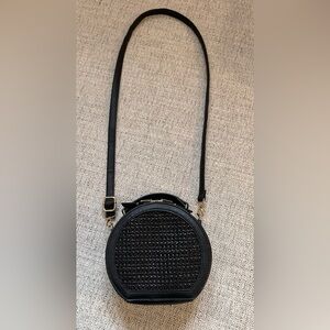 I.N.C. International Concepts Ajae Round Crossbody - Black/Gold Brand New